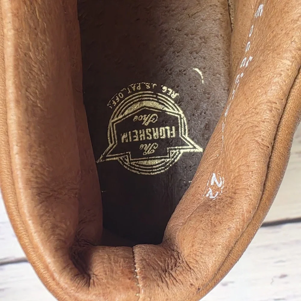 Florsheim Field Plain Toe Brown Leather Chukka‎ Boot Nubuck Mens 9.5 E Vibram